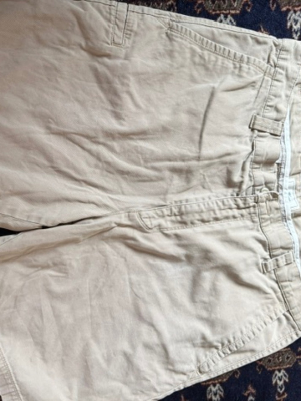 Dockers tan shorts size 38 good cond